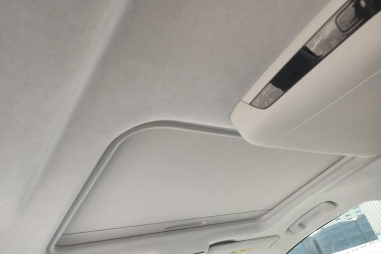 Used Buick GL8 New Energy 2024 Lu Zun Luxury Edition 7-Seater Headliner