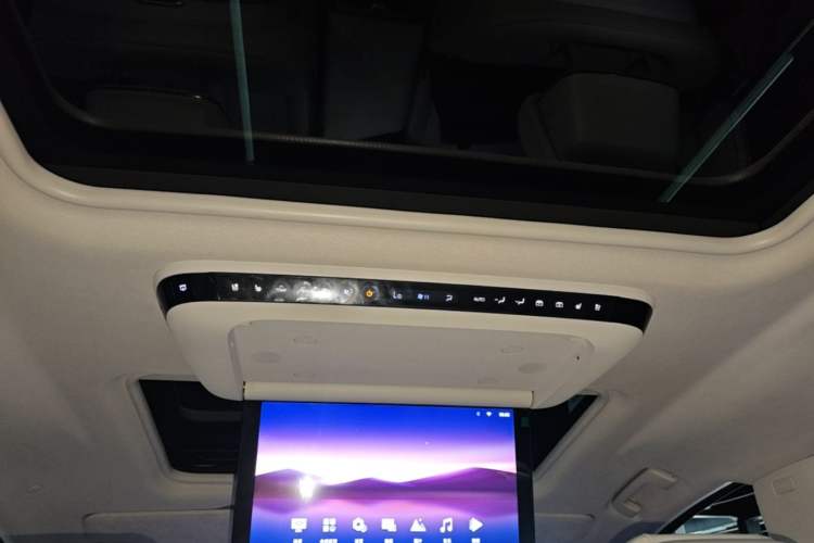 Used Buick GL8 New Energy 2024 Lu Zun Luxury Edition 7-Seater Headliner