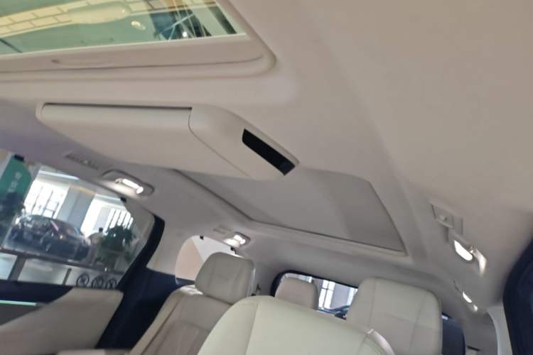 Used Buick GL8 New Energy 2024 Lu Zun Luxury Edition 6-Seater Headliner