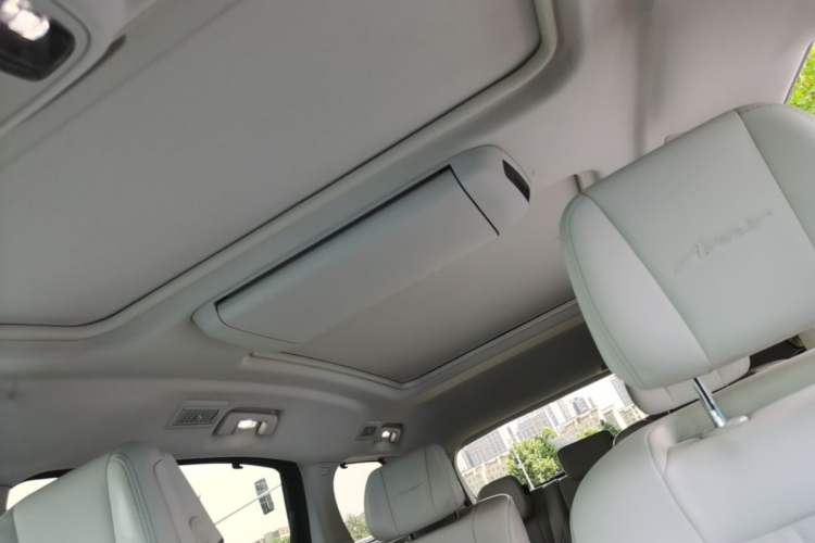 Used Buick GL8 New Energy 2024 Lu Zun Deluxe Edition 7-Seater Headliner