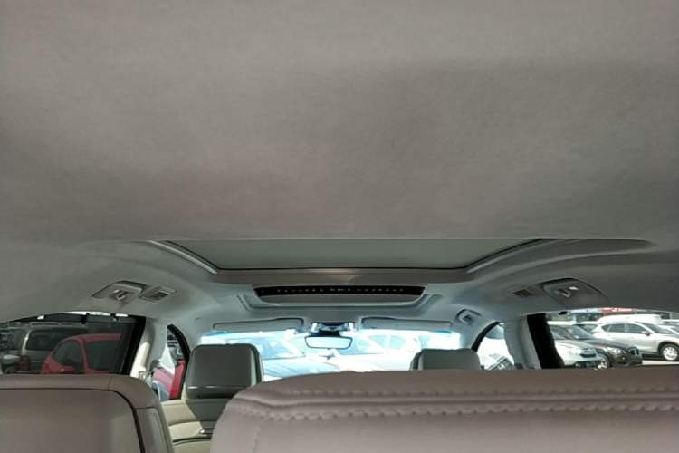 Used Buick GL8 New Energy 2024 Lu Zun Luxury Edition 7-Seater Headliner