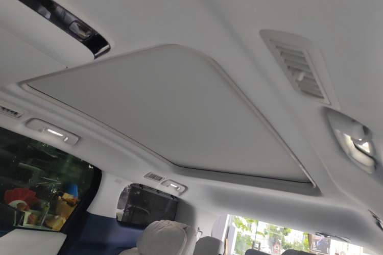 Used Buick GL8 New Energy 2024 Lu Zun Luxury Edition 7-Seater Headliner