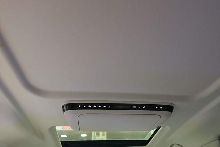 Used Buick GL8 New Energy 2024 Lu Zun Smart Edition 7-Seater Headliner