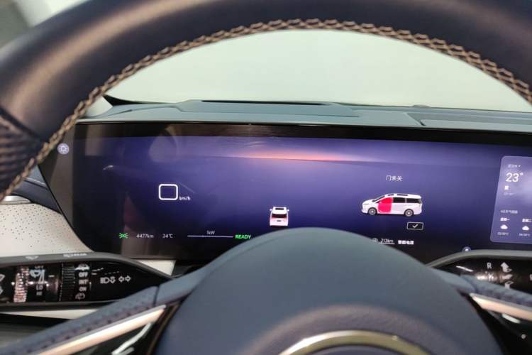 Used Buick GL8 New Energy 2024 Lu Zun Luxury Edition 6-Seater Instrument Cluster