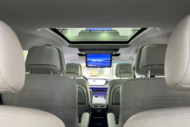 Used Buick GL8 New Energy 2024 Lu Zun Luxury Edition 6-Seater Interior 3