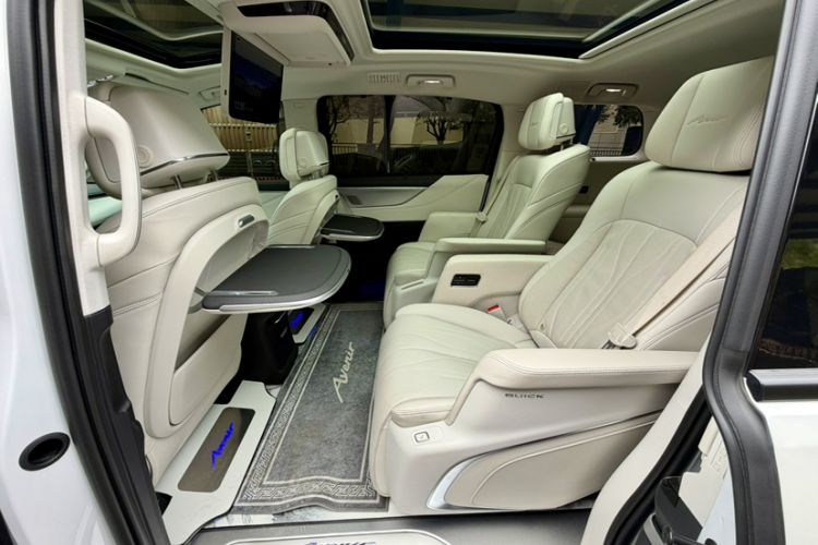 Used Buick GL8 New Energy 2024 Lu Zun Deluxe Edition 7-Seater Interior 8