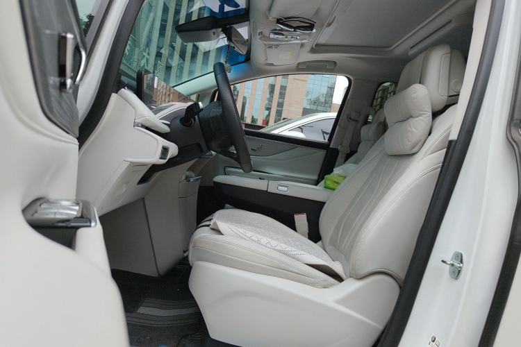 Used Buick GL8 New Energy 2024 Lu Zun Deluxe Edition 7-Seater Left Front Seat