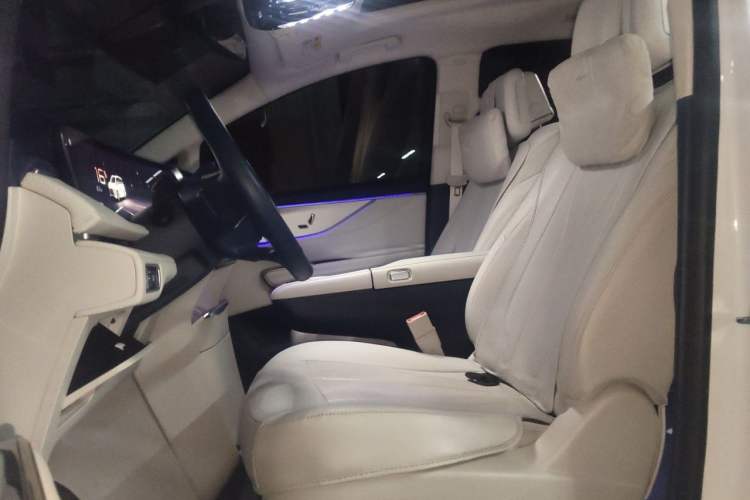 Used Buick GL8 New Energy 2024 Lu Zun Luxury Edition 7-Seater Left Front Seat