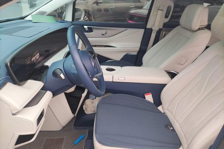 Used Buick GL8 New Energy 2024 Lu Zun Luxury Edition 6-Seater Left Front Seat