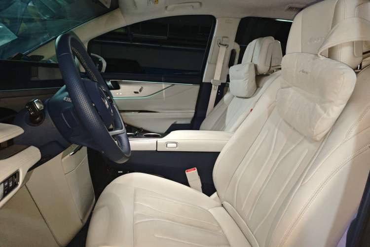 Used Buick GL8 New Energy 2024 Lu Zun Luxury Edition 7-Seater Left Front Seat