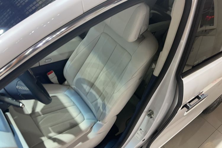 Used Buick GL8 New Energy 2024 Lu Zun Luxury Edition 7-Seater Left Front Seat