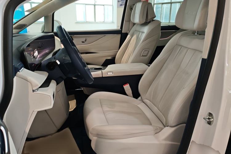 Used Buick GL8 New Energy 2024 Lu Zun Luxury Edition 7-Seater Left Front Seat