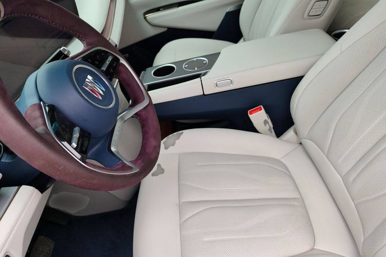 Used Buick GL8 New Energy 2024 Lu Zun Luxury Edition 7-Seater Left Front Seat