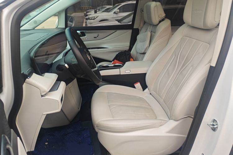 Used Buick GL8 New Energy 2024 Lu Zun Smart Edition 7-Seater Left Front Seat