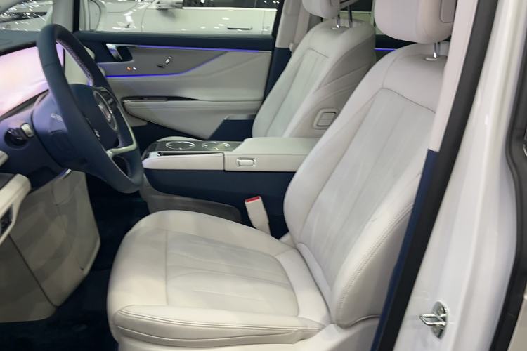 Used Buick GL8 New Energy 2024 Lu Zun Luxury Edition 6-Seater Left Front Seat