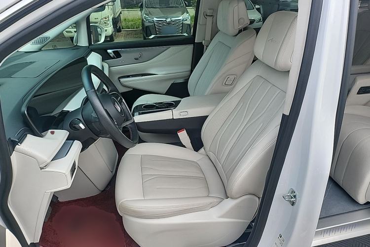 Used Buick GL8 New Energy 2024 Lu Zun Deluxe Edition 7-Seater Left Front Seat