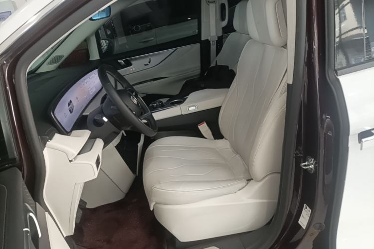 Used Buick GL8 New Energy 2024 Lu Zun Deluxe Edition 7-Seater Left Front Seat