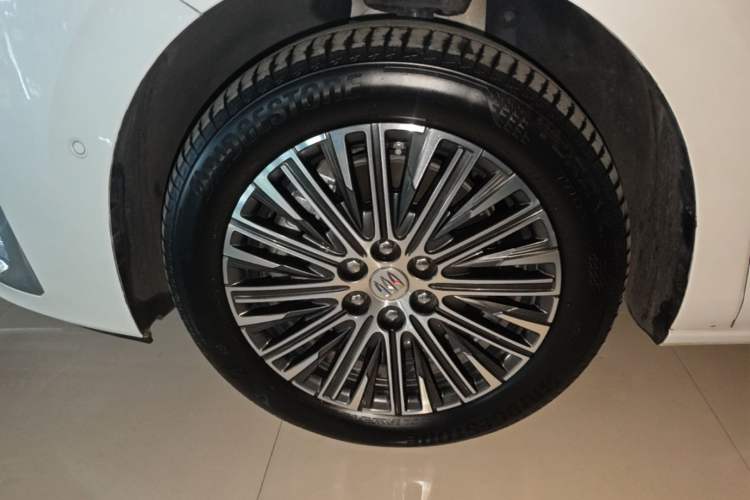 Used Buick GL8 New Energy 2024 Lu Zun Luxury Edition 7-Seater Left Front Wheel Hub