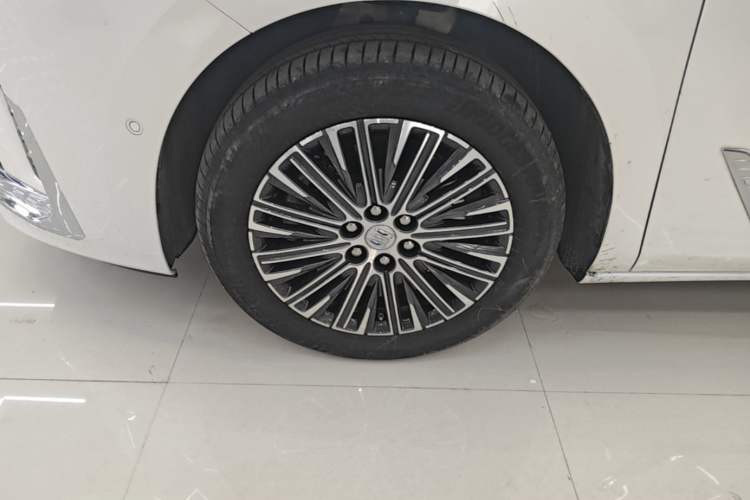 Used Buick GL8 New Energy 2024 Lu Zun Luxury Edition 7-Seater Left Front Wheel Hub