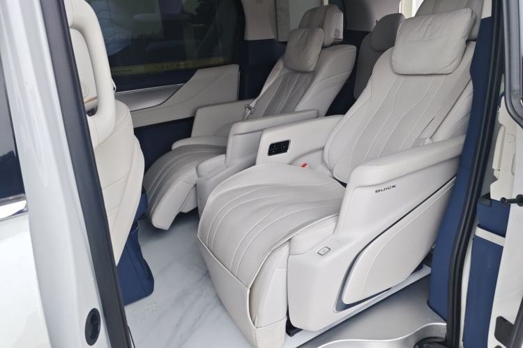 Used Buick GL8 New Energy 2024 Lu Zun Luxury Edition 7-Seater Left Rear Seat