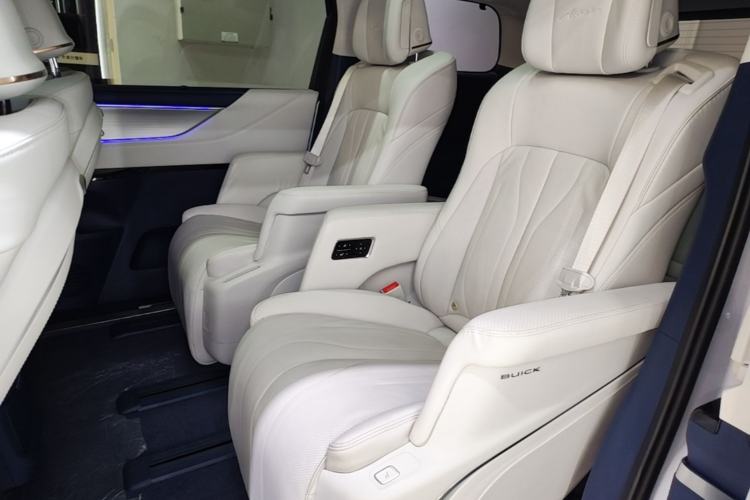 Used Buick GL8 New Energy 2024 Lu Zun Luxury Edition 7-Seater Left Rear Seat