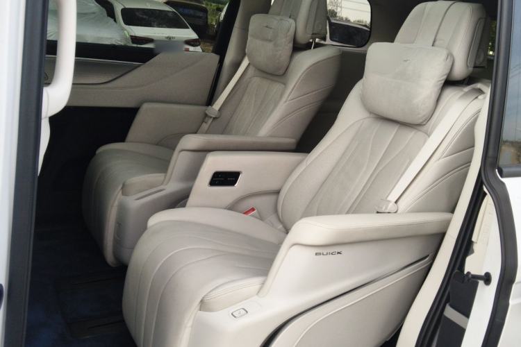 Used Buick GL8 New Energy 2024 Lu Zun Deluxe Edition 7-Seater Left Rear Seat