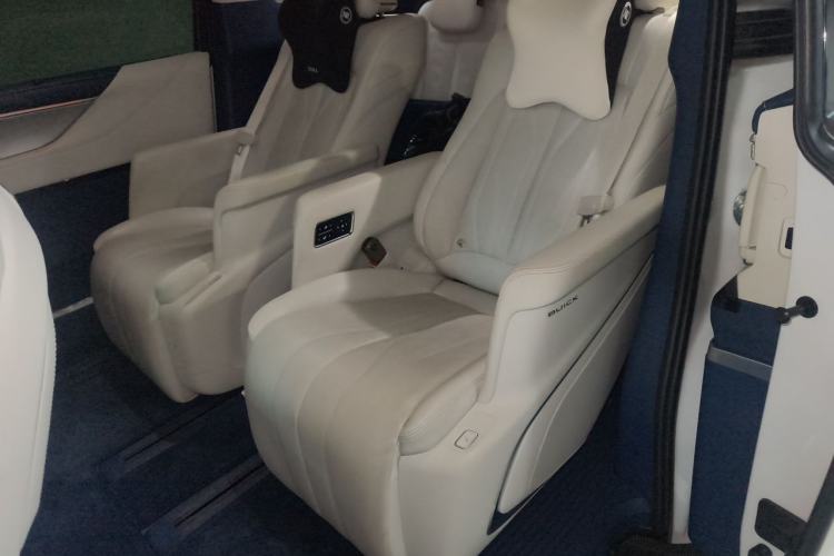Used Buick GL8 New Energy 2024 Lu Zun Luxury Edition 7-Seater Left Rear Seat