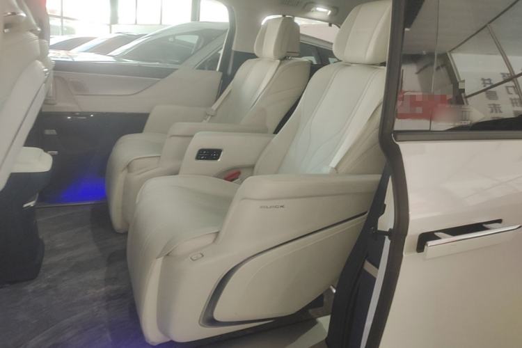 Used Buick GL8 New Energy 2024 Lu Zun Luxury Edition 6-Seater Left Rear Seat
