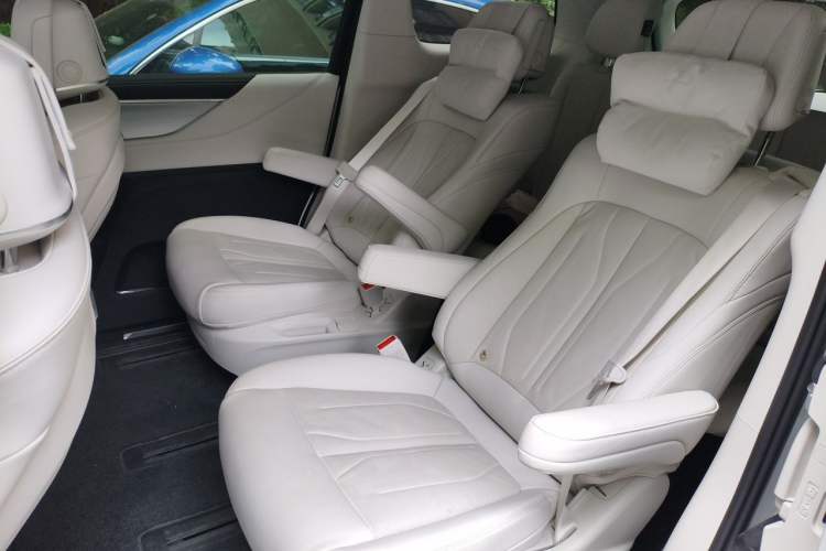 Used Buick GL8 New Energy 2024 Lu Zun Smart Edition 7-Seater Left Rear Seat