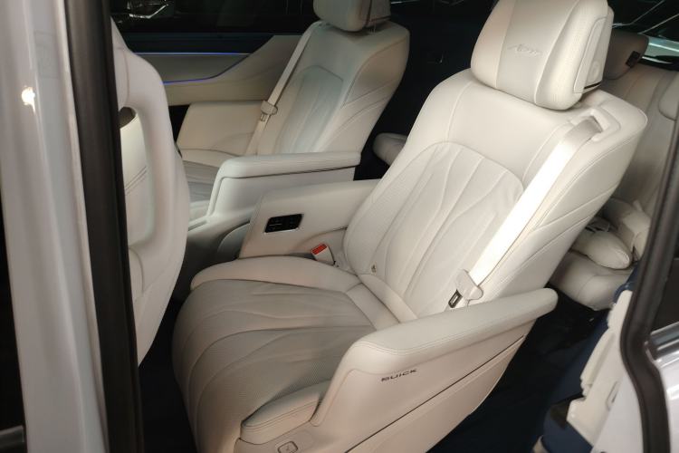 Used Buick GL8 New Energy 2024 Lu Zun Luxury Edition 7-Seater Left Rear Seat