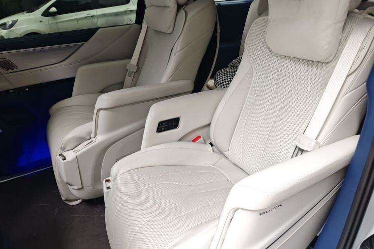Used Buick GL8 New Energy 2024 Lu Zun Luxury Edition 7-Seater Left Rear Seat