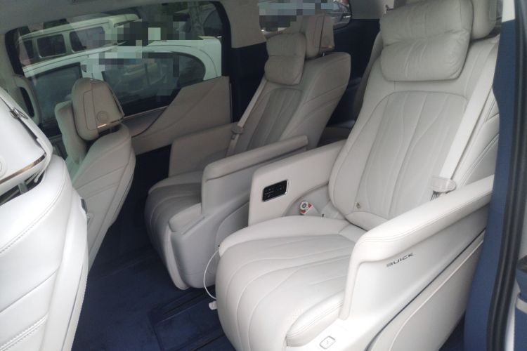 Used Buick GL8 New Energy 2024 Lu Zun Luxury Edition 6-Seater Left Rear Seat