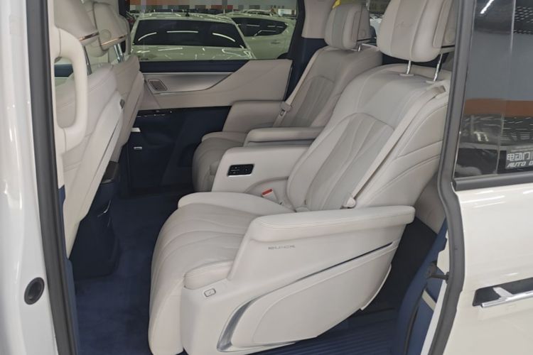 Used Buick GL8 New Energy 2024 Lu Zun Luxury Edition 7-Seater Left Rear Seat