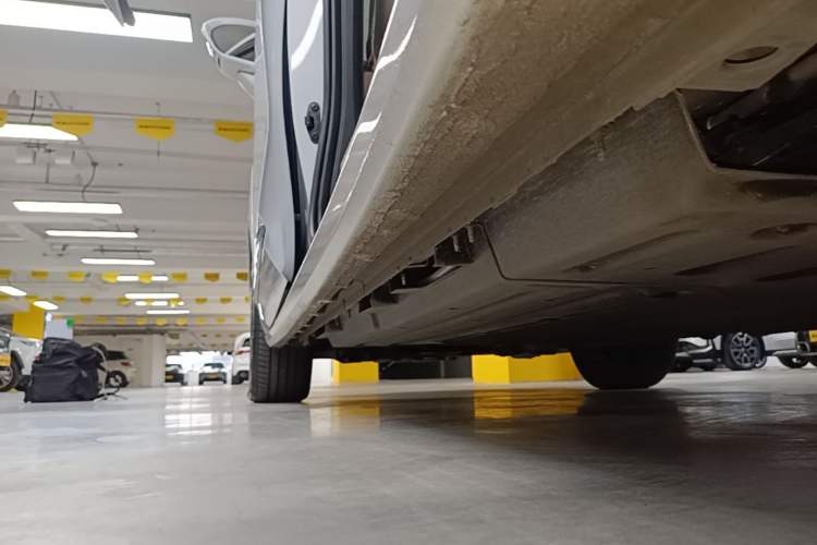 Used Buick GL8 New Energy 2024 Lu Zun Deluxe Edition 7-Seater Left Side Sill