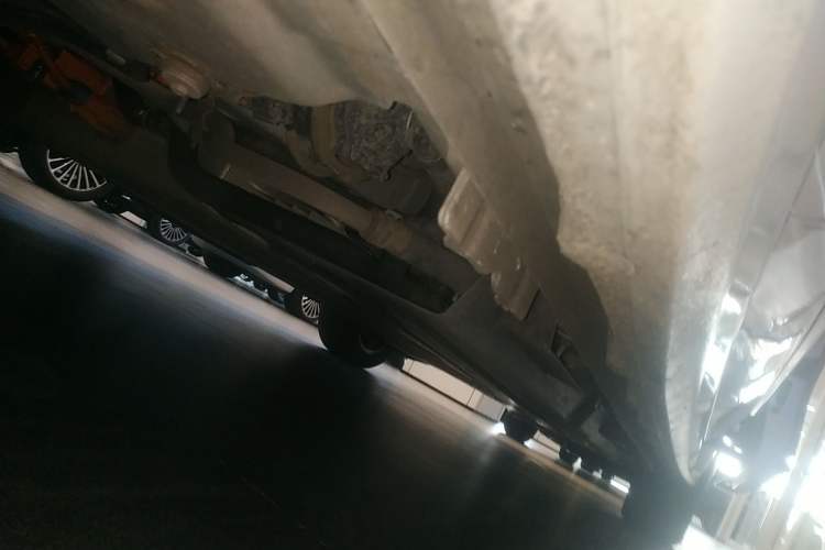Used Buick GL8 New Energy 2024 Lu Zun Luxury Edition 7-Seater Left Side Sill