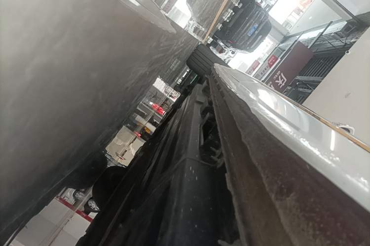 Used Buick GL8 New Energy 2024 Lu Zun Deluxe Edition 7-Seater Left Side Sill