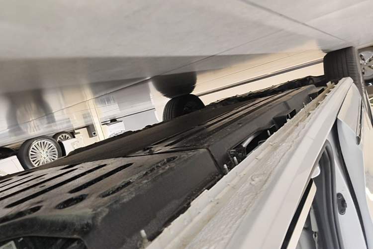 Used Buick GL8 New Energy 2024 Lu Zun Luxury Edition 7-Seater Left Side Sill