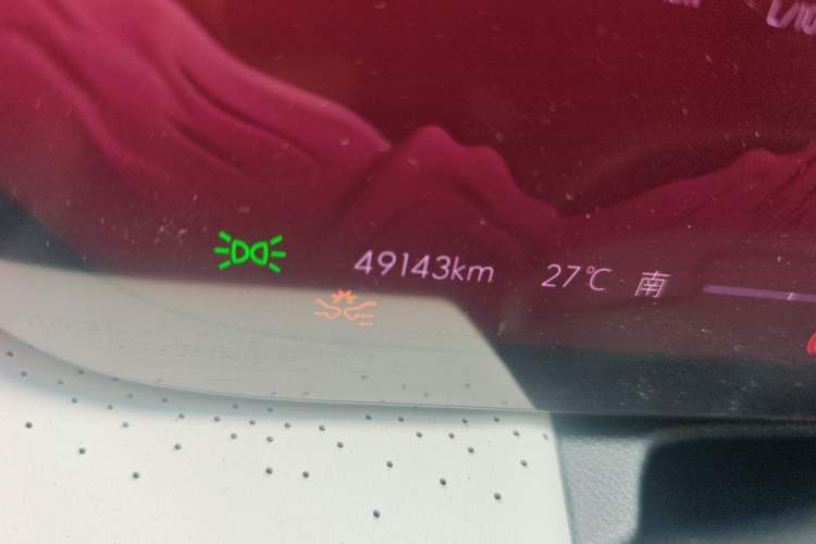 Used Buick GL8 New Energy 2024 Lu Zun Deluxe Edition 7-Seater Odometer Close Up
