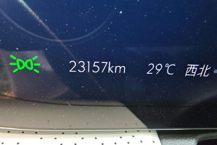 Used Buick GL8 New Energy 2024 Lu Zun Luxury Edition 7-Seater Odometer Close Up