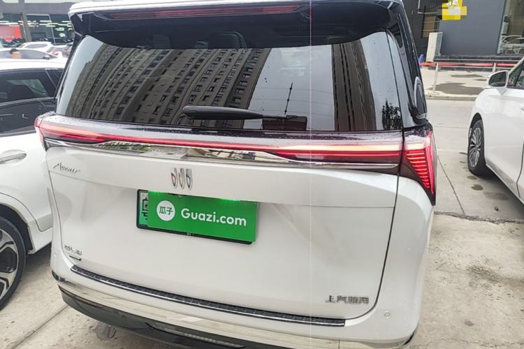 Used Buick GL8 New Energy 2024 Lu Zun Deluxe Edition 7-Seater Rear