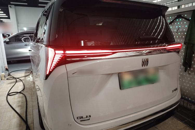 Used Buick GL8 New Energy 2024 Lu Zun Luxury Edition 7-Seater Rear Left 45 Deg