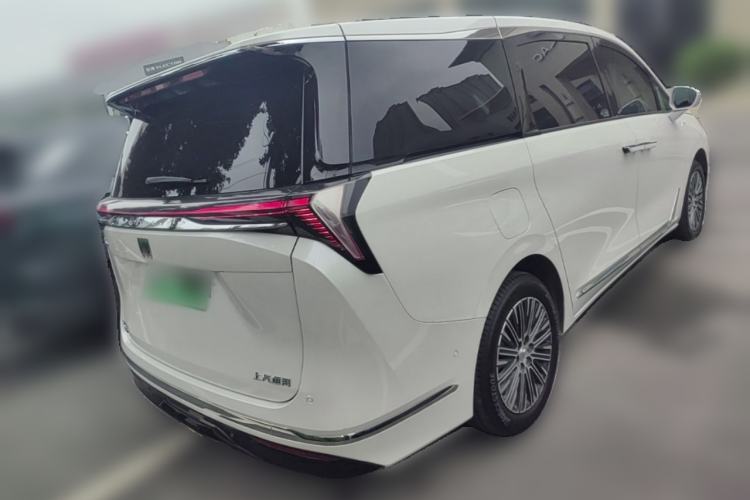 Used Buick GL8 New Energy 2024 Lu Zun Luxury Edition 7-Seater Rear Right 45 Deg