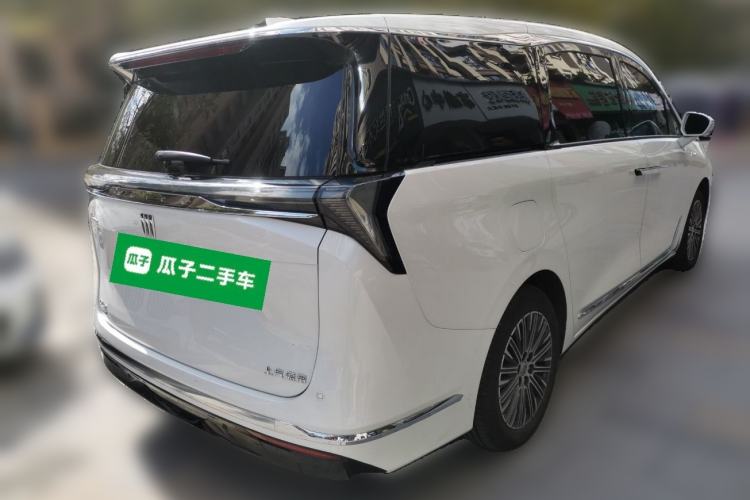 Used Buick GL8 New Energy 2024 Lu Zun Deluxe Edition 7-Seater Rear Right 45 Deg