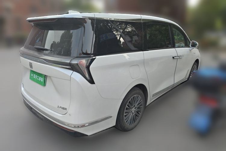 Used Buick GL8 New Energy 2024 Lu Zun Deluxe Edition 7-Seater Rear Right 45 Deg