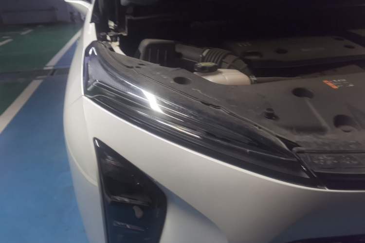 Used Buick GL8 New Energy 2024 Lu Zun Luxury Edition 7-Seater Right Front Headlight