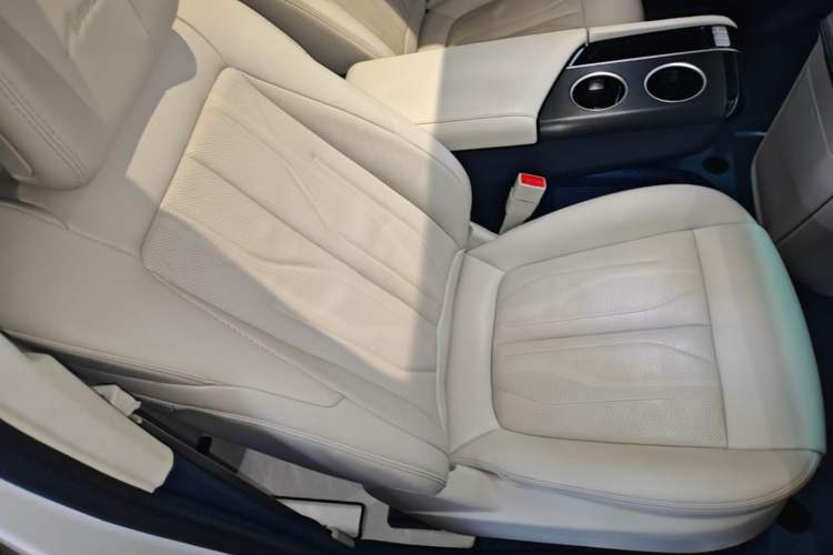 Used Buick GL8 New Energy 2024 Lu Zun Luxury Edition 6-Seater Right Front Seat