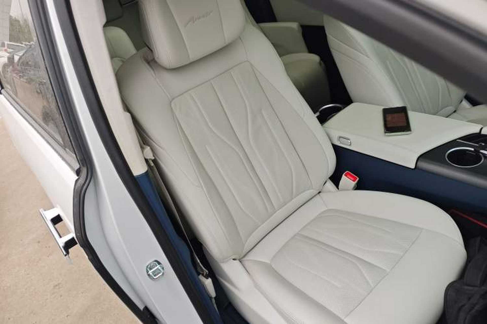 Used Buick GL8 New Energy 2024 Lu Zun Luxury Edition 7-Seater Right Front Seat