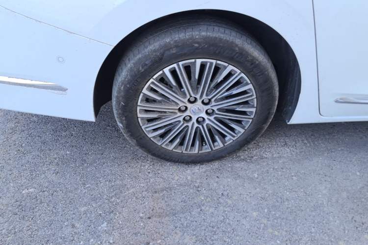 Used Buick GL8 New Energy 2024 Lu Zun Luxury Edition 7-Seater Right Rear Wheel Hub