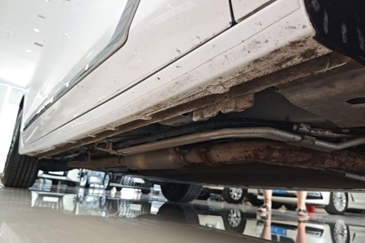 Used Buick GL8 New Energy 2024 Lu Zun Smart Edition 7-Seater Right Side Sill