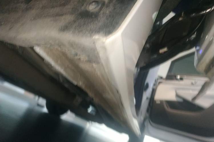 Used Buick GL8 New Energy 2024 Lu Zun Luxury Edition 7-Seater Right Side Sill